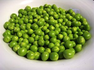 bowl of english peas